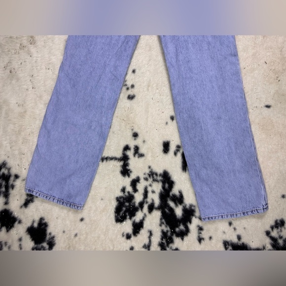 Zenana Women’s High Rise Light Wash Straight Leg Fly Button Cotton Denim Jeans - Picture 2 of 7